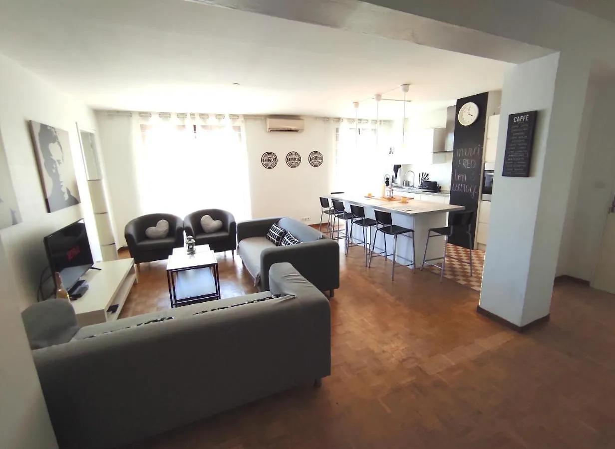Standing, 3 Chambres, Clim Et Garage Priv Proche Panier Et Terrasses Port Marsella Francia