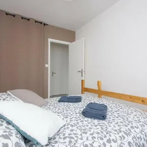  Appartement 2 - Parking Privé France