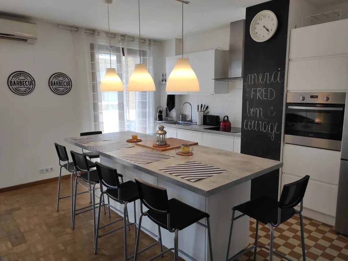 Standing, 3 Chambres, Clim Et Garage Priv Proche Panier Et Terrasses Port Marseille Lejlighed